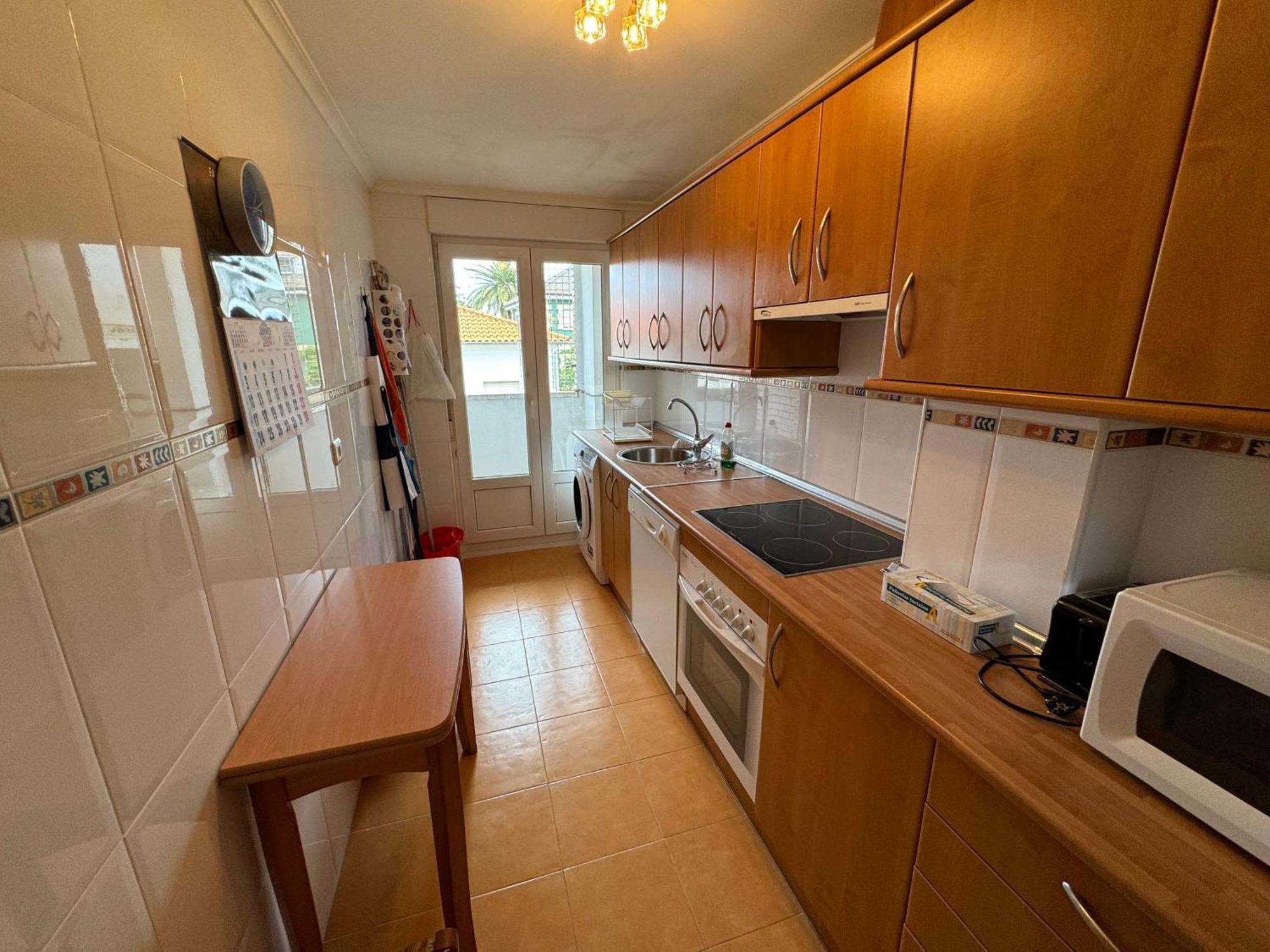 Garaje Y Piscina Comunitaria! Appartement
