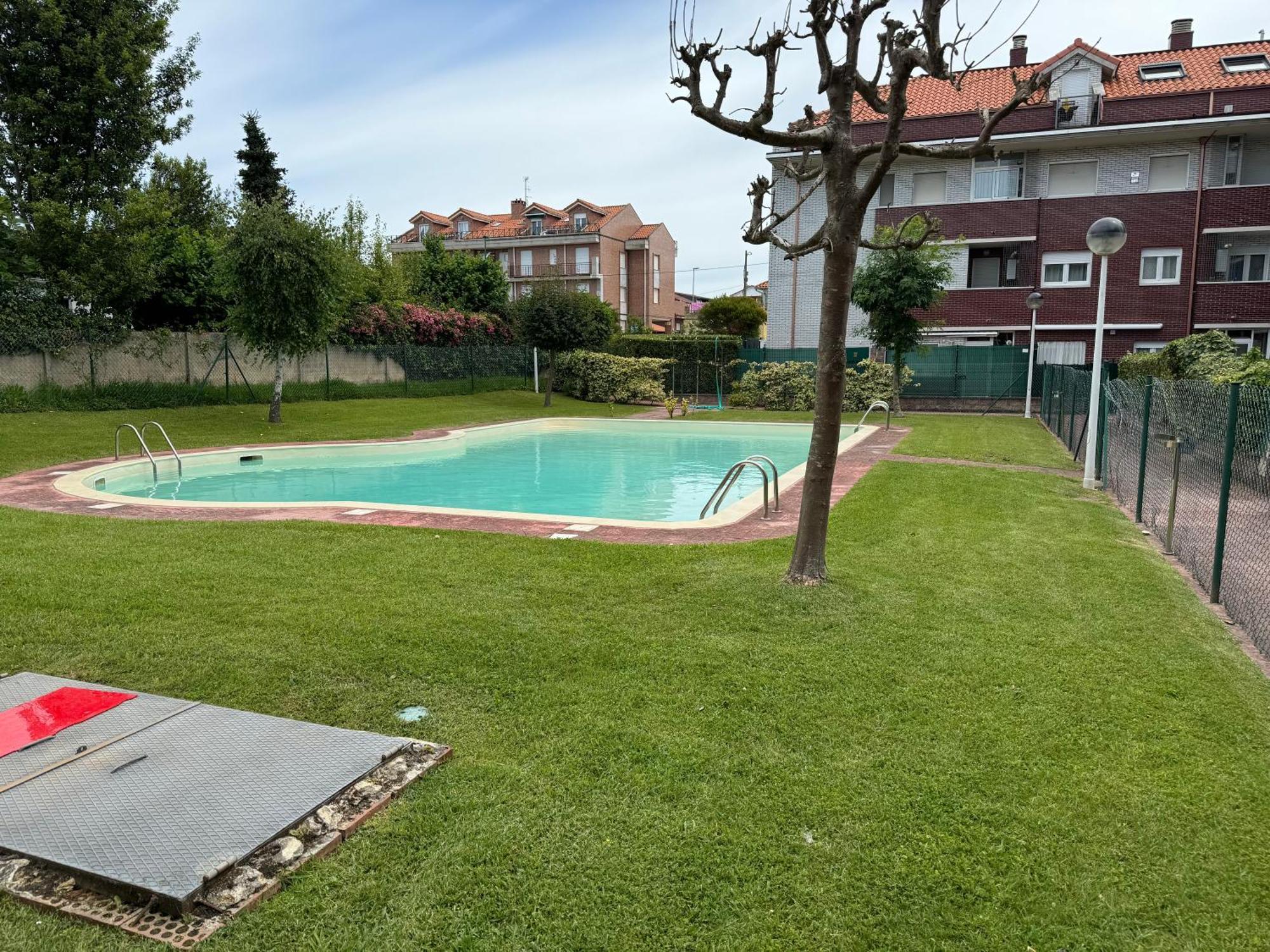 Garaje Y Piscina Comunitaria! Appartement